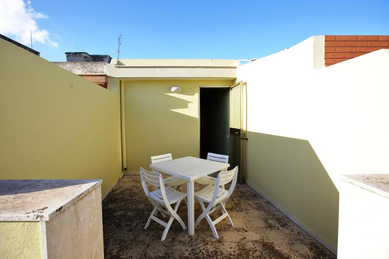 Re Sole Case Vacanze - Esclusivo Attico M A R T E Con Spaziosissima Terrazza Solarium Attrezzata Avola Exterior photo